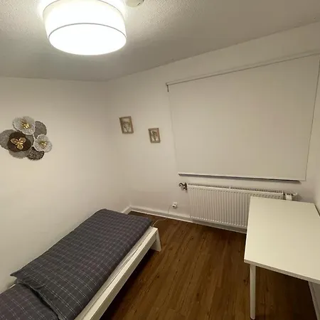 Ruhiges Ferienhaus In Bomighausen Apartment